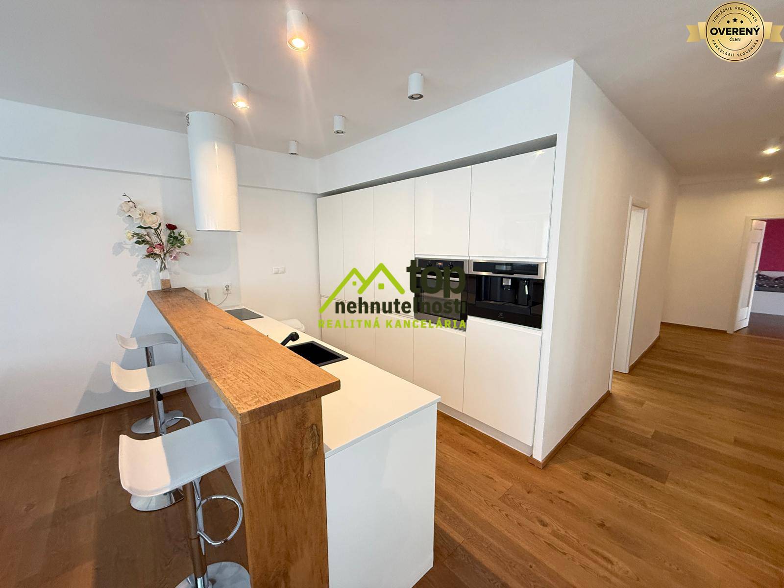 WhatsApp Image 2026-03-31 at 18.42.44 (13).jpeg