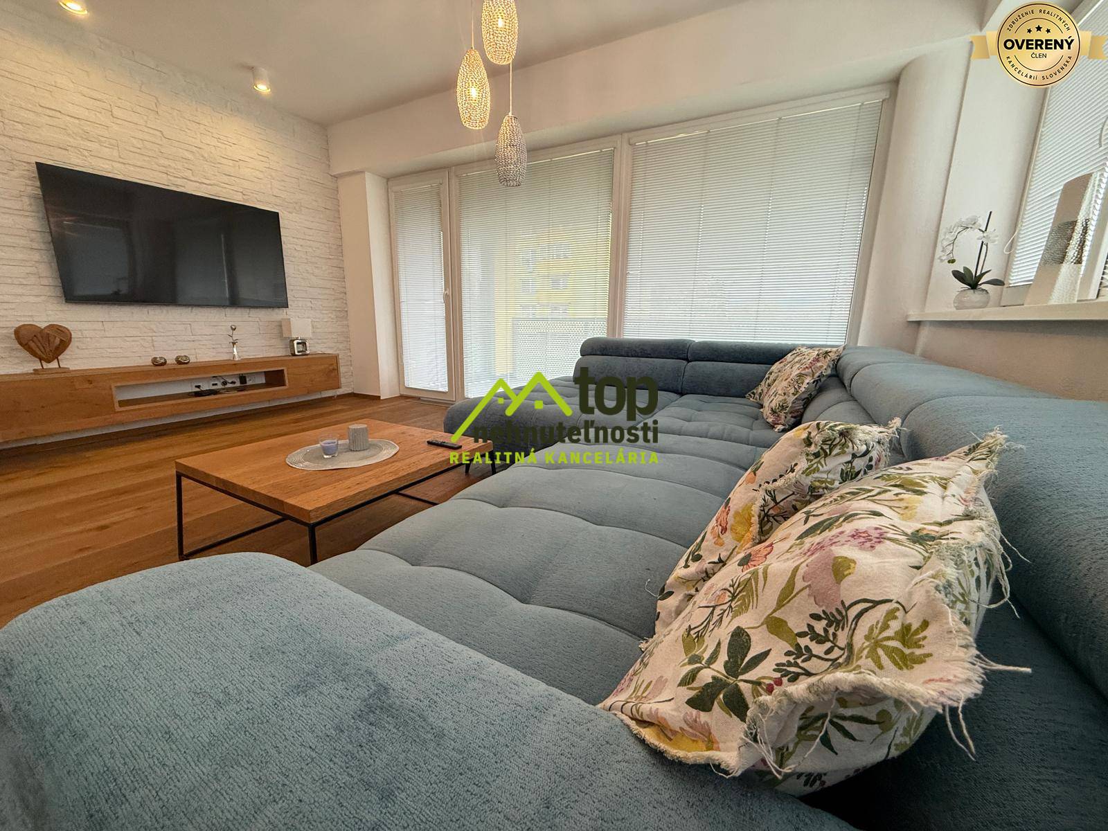 WhatsApp Image 2026-03-31 at 18.42.44 (14).jpeg