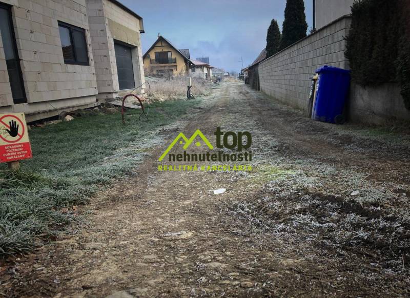 WhatsApp Image 2025-12-22 at 14.17.54.jpeg